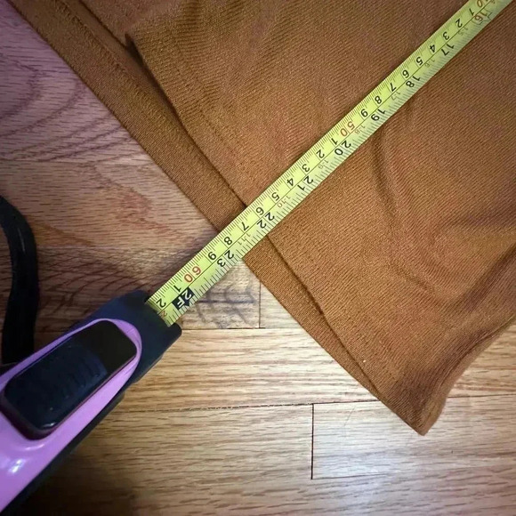MOD REF Tan Womens Over-Sized Tee W rolled cuff sleves l Size L l preppy - Picture 6 of 6